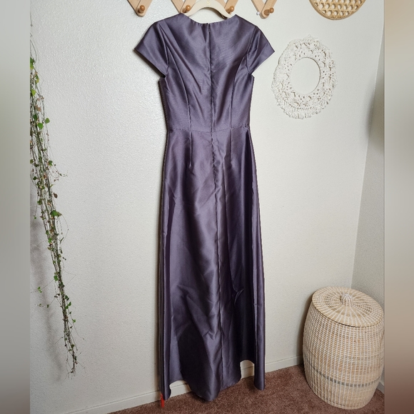 Alfred Sung Cap Sleeve A-Line Gown In Caviar Women's Size 0 NWT - Picture 5 of 10